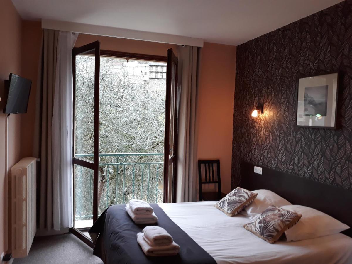 Hotel Ambroise Юзерш Екстер'єр фото